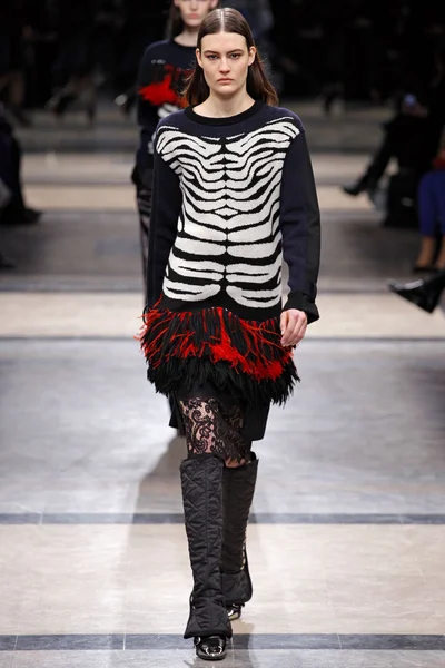 Look 23